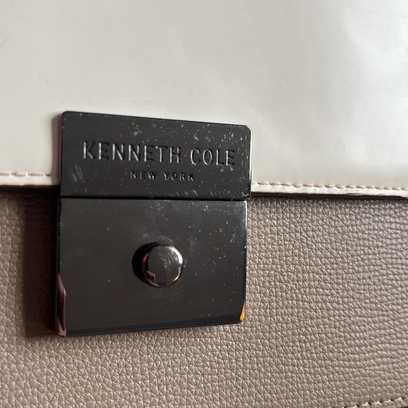 Kenneth Cole Clutch/Shoulder Bag - Picture 2 of 5